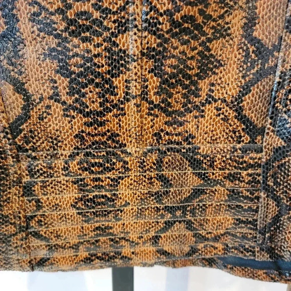 COMME USA Snakeskin Print Bomber Jacket - Picture 4 of 6